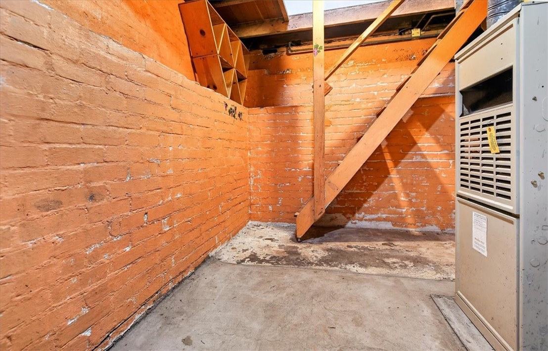 1038 Fair Oaks Avenue Property Photo 30