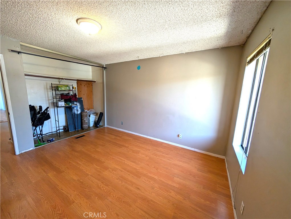 1609 Manhattan Property Photo 9