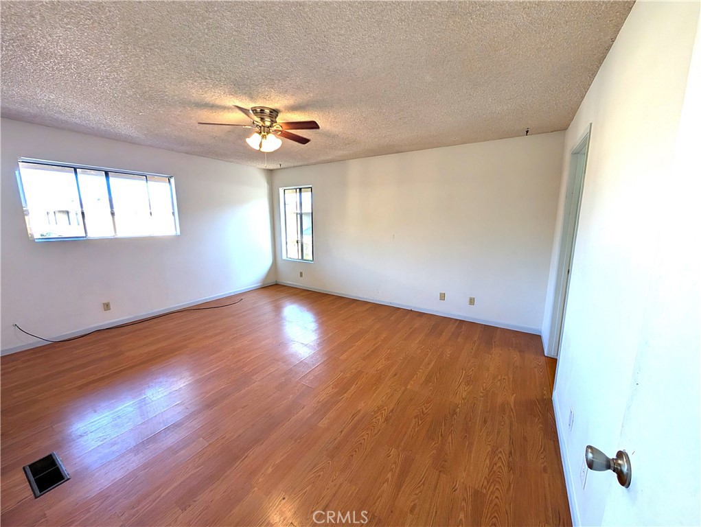 1609 Manhattan Property Photo 12