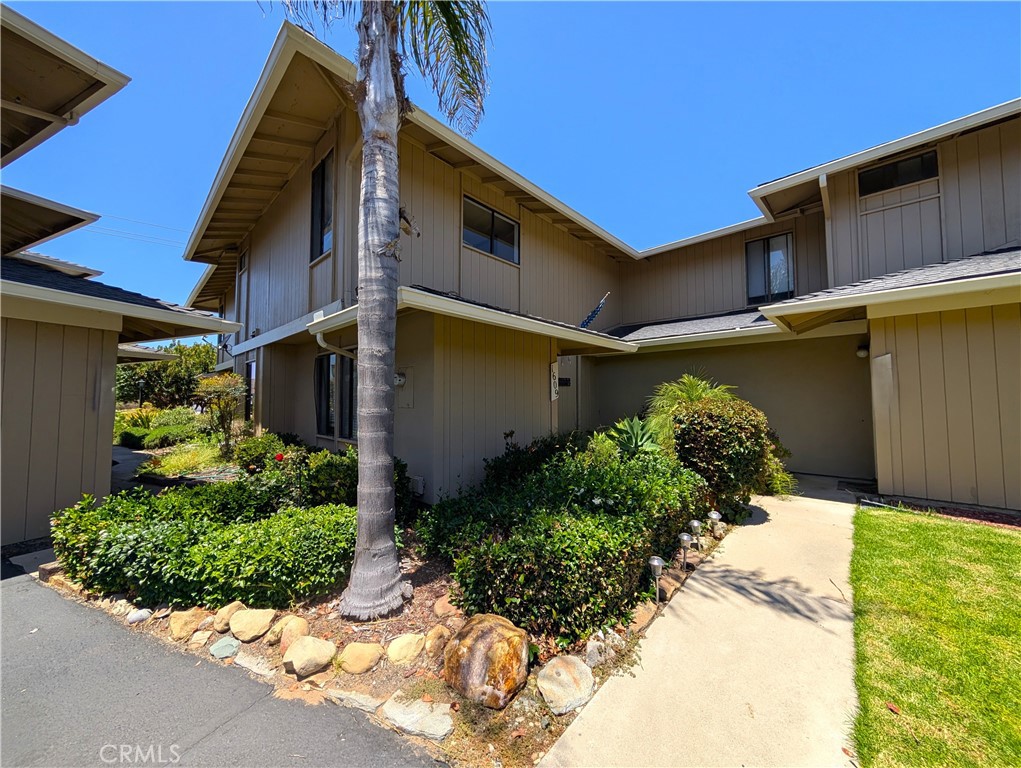 1609 Manhattan Property Photo 27