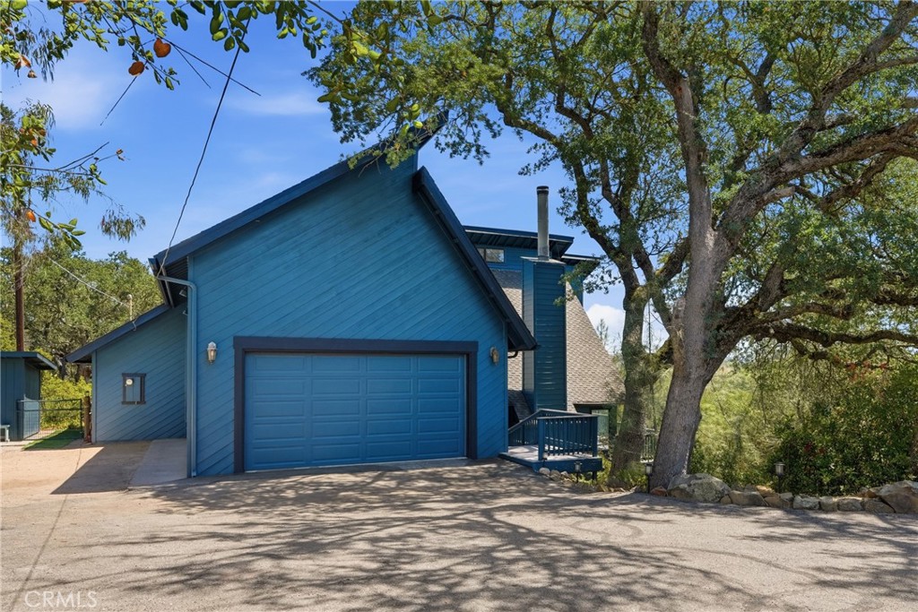 8110 Castenada Property Photo 1