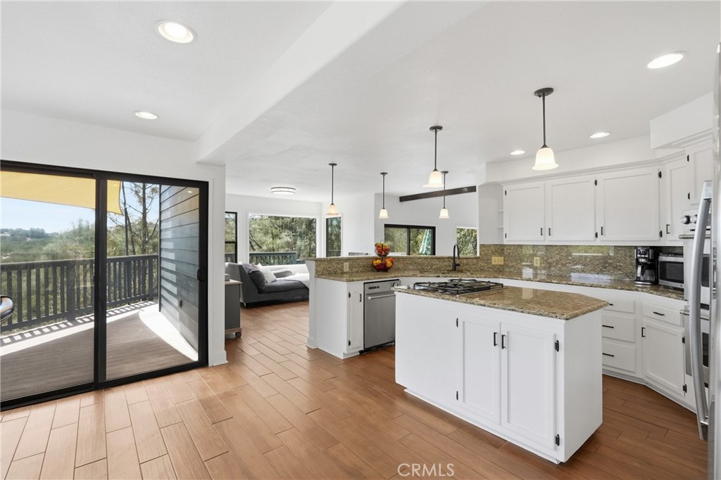 8110 Castenada Property Photo 16