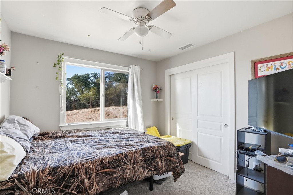 2039 Vista Oaks Way Property Photo 12