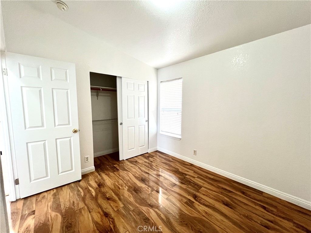 449 W Tefft 17 Property Photo 9