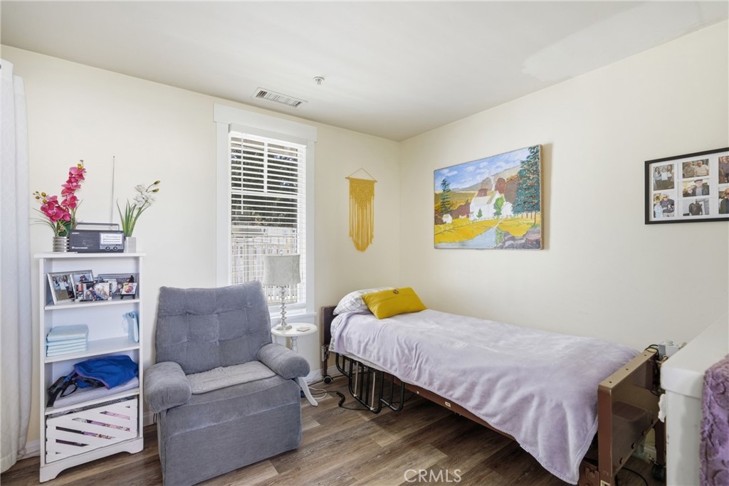 321 & 319 W Mission Property Photo 15