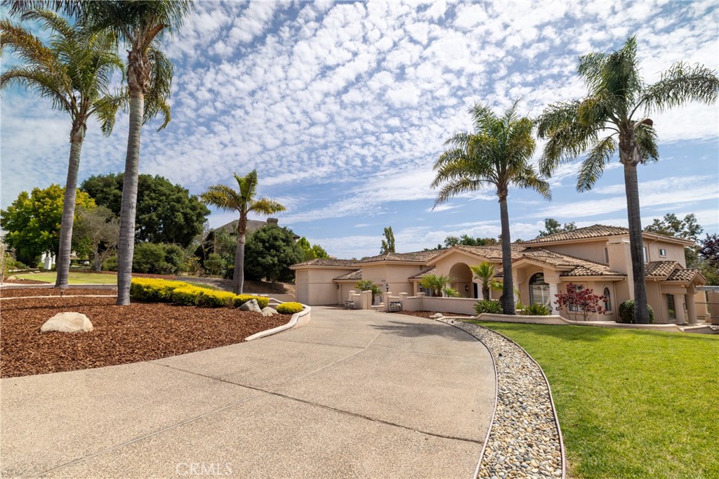 5939 Oakhill Drive Property Photo