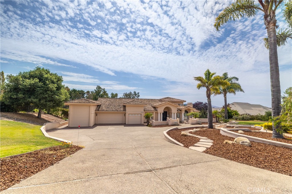 5939 Oakhill Drive Property Photo 17