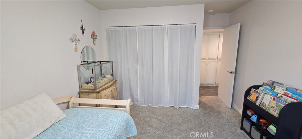 641 University Drive Property Photo 21
