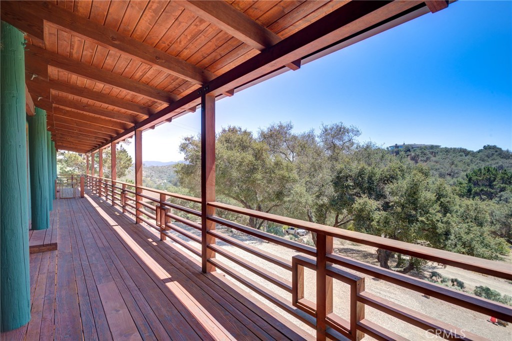 1615 Bee Canyon Road Property Photo 3
