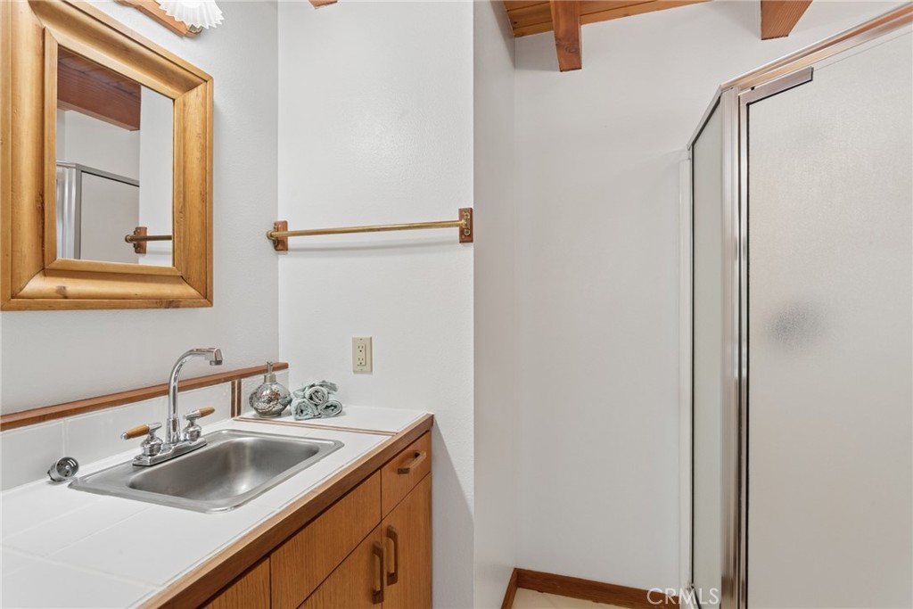 1615 Bee Canyon Road Property Photo 23