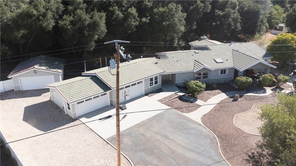 6395 Parkhill Road Property Photo 1
