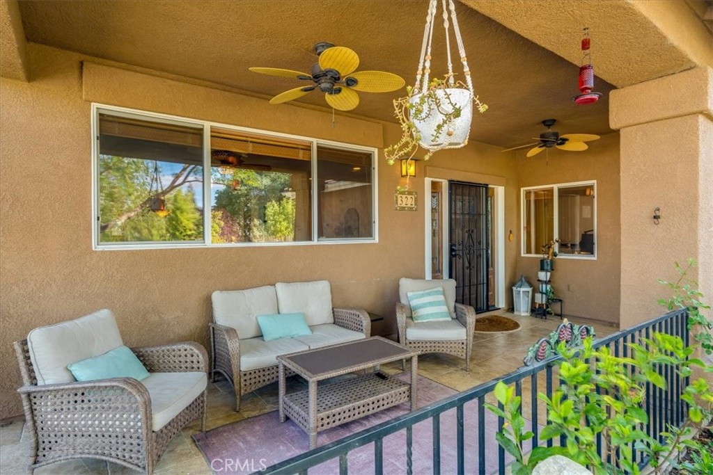 322 Montebello Oaks Property Photo 5