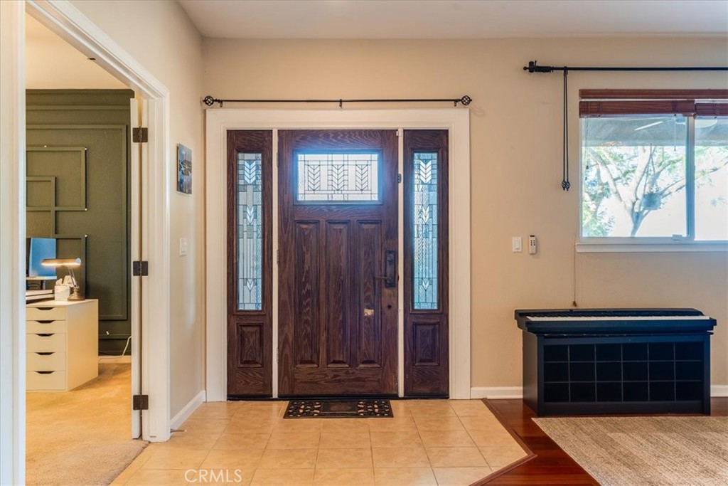 322 Montebello Oaks Property Photo 8