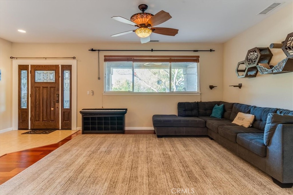 322 Montebello Oaks Property Photo 11