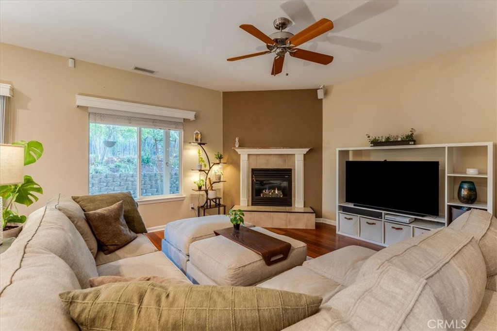 322 Montebello Oaks Property Photo 15