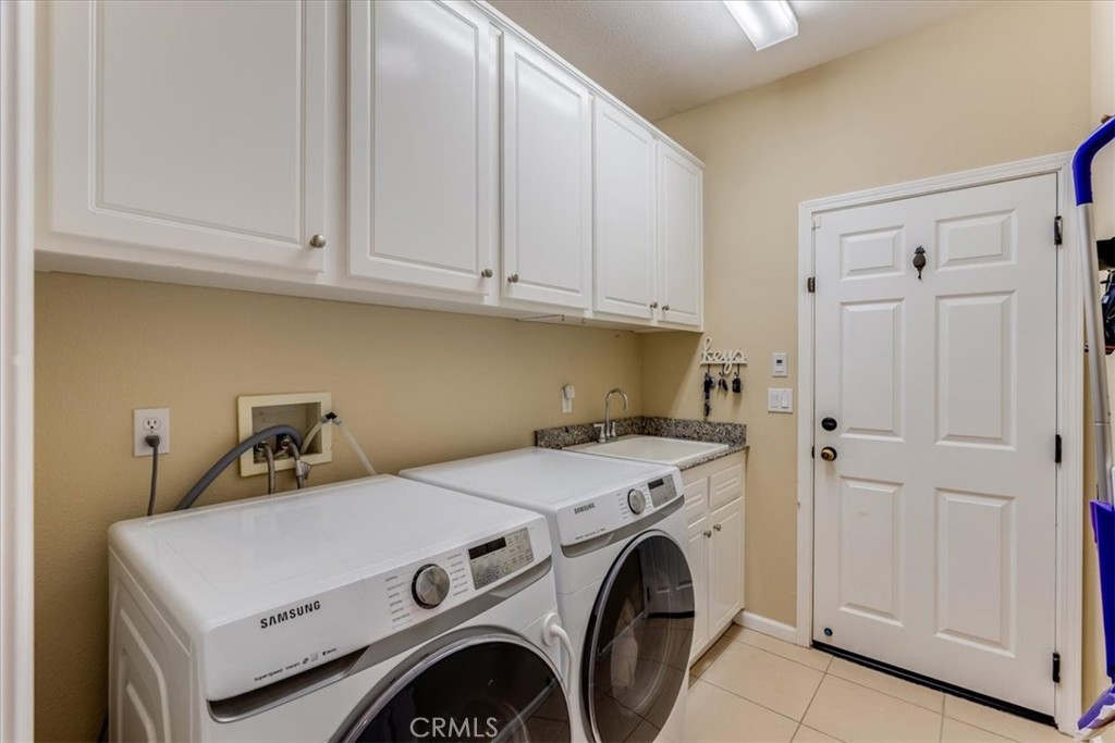 322 Montebello Oaks Property Photo 50