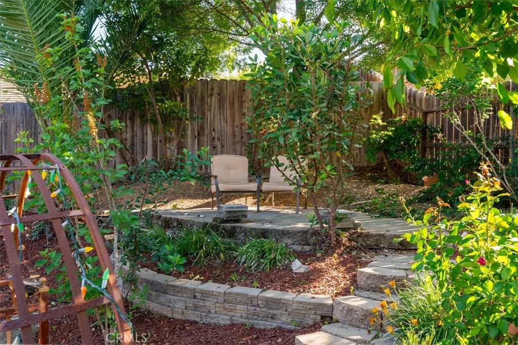 322 Montebello Oaks Property Photo 55