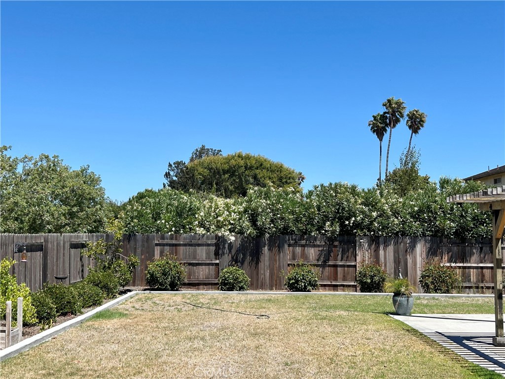 731 Foxenwood Drive Property Photo 31