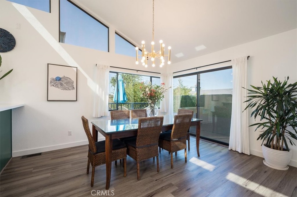 365 Bristol Street Property Photo 6