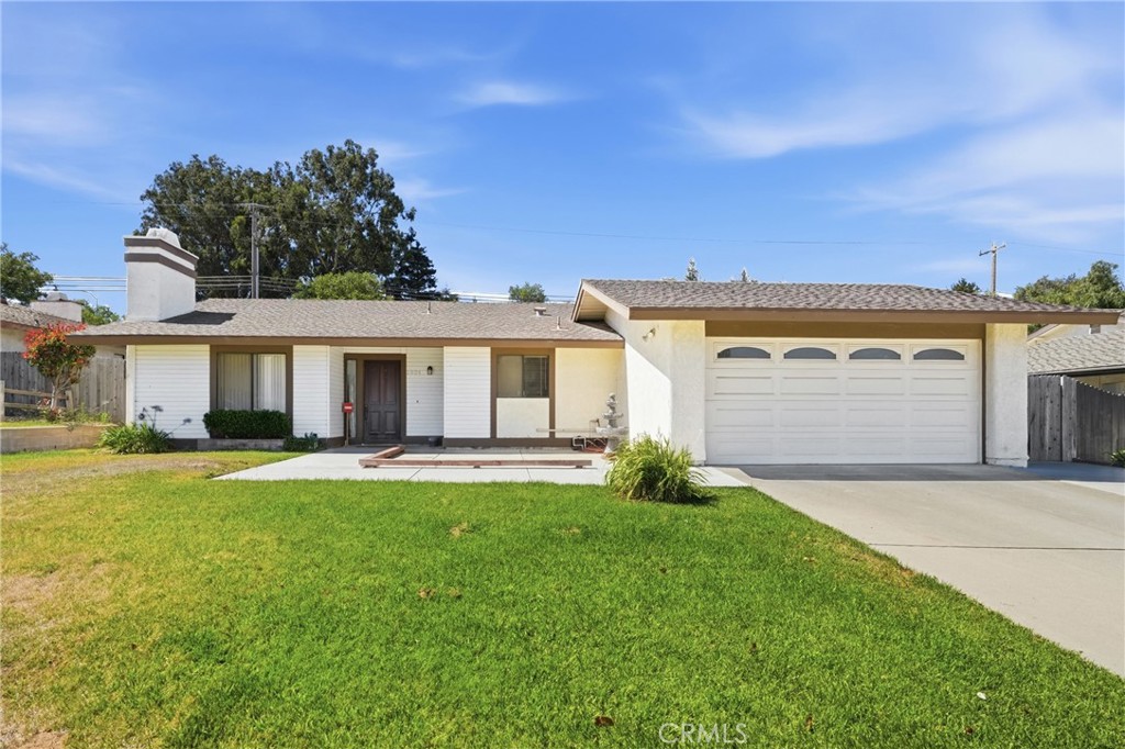 1524 Tiffany Park Property Photo 1