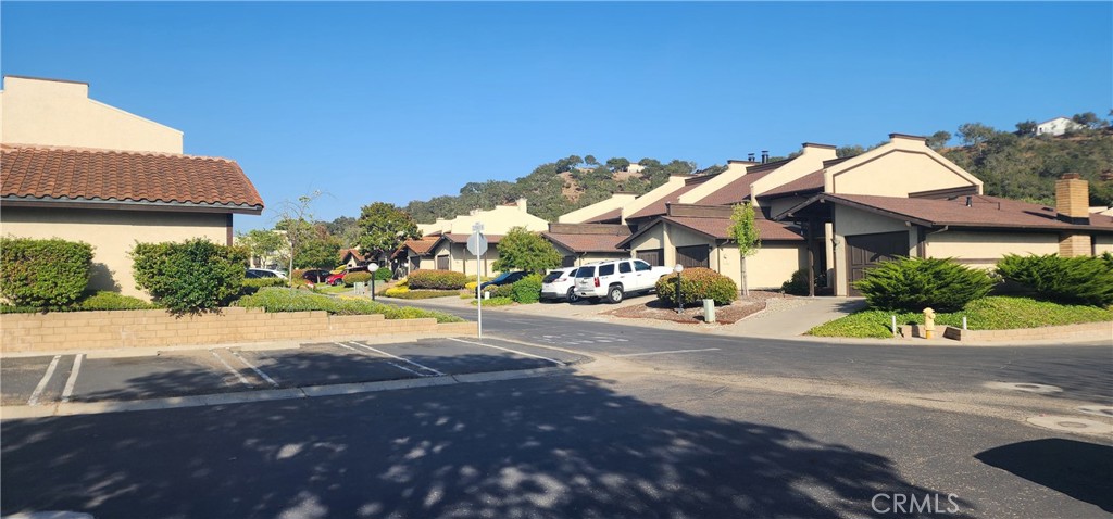 1057 Meadow Property Photo 6