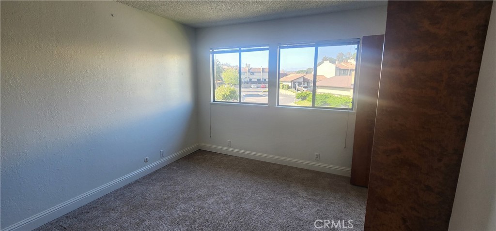 1057 Meadow Property Photo 7