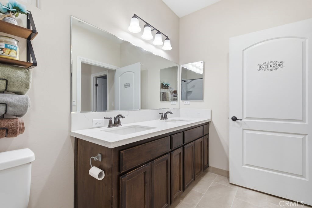 405 Hillard Property Photo 36