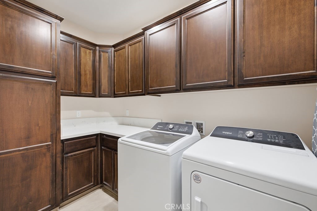 405 Hillard Property Photo 39