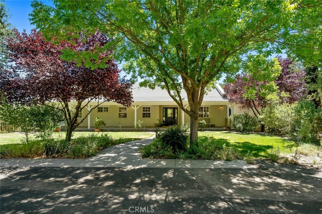 1457 Brambles Court Property Photo 1
