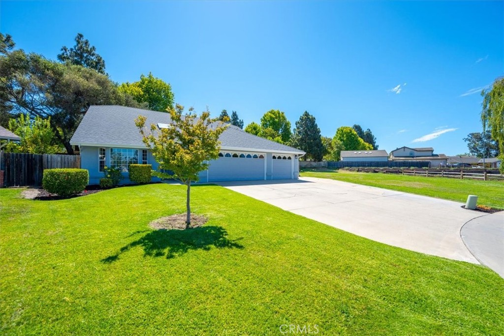 838 Rain Tree Court Property Photo 14