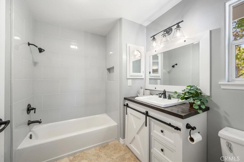 838 Rain Tree Court Property Photo 48
