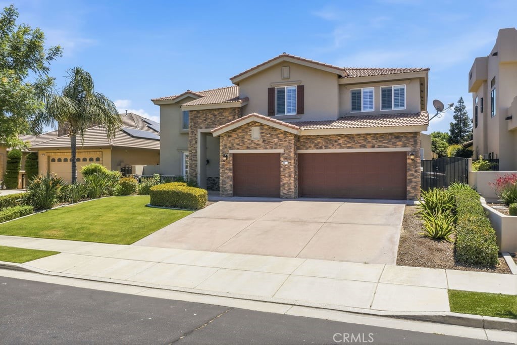 2510 Edingal Property Photo 1