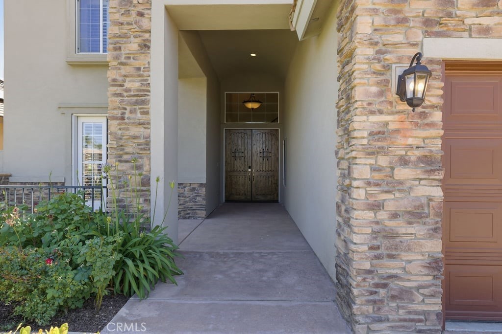 2510 Edingal Property Photo 5