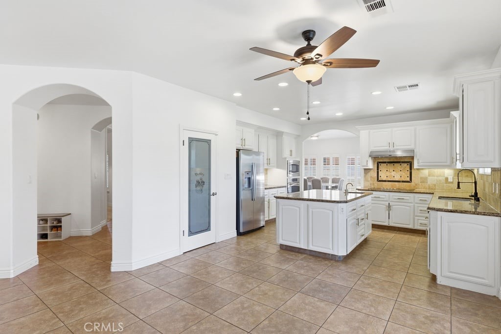 2510 Edingal Property Photo 22