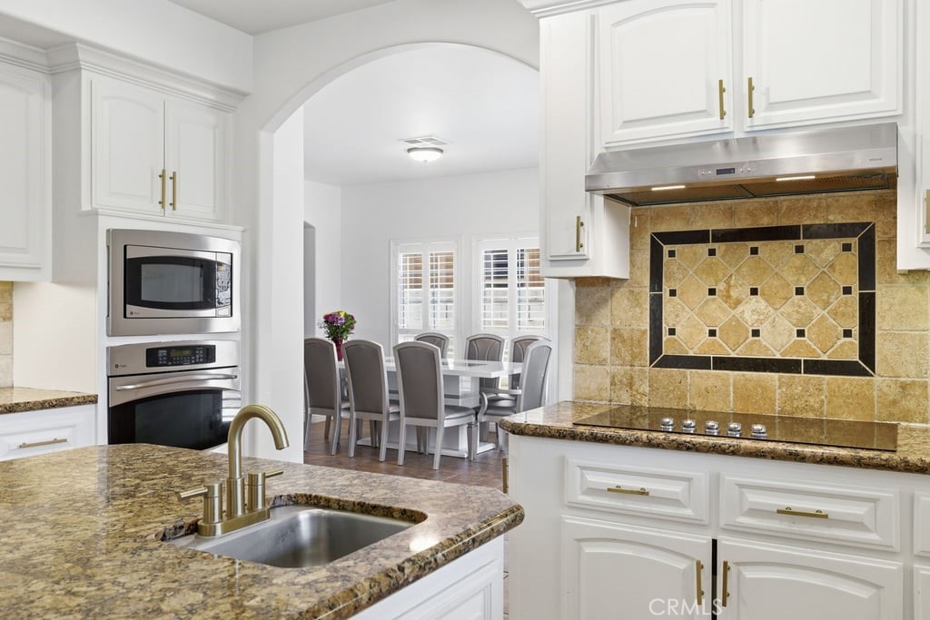 2510 Edingal Property Photo 24