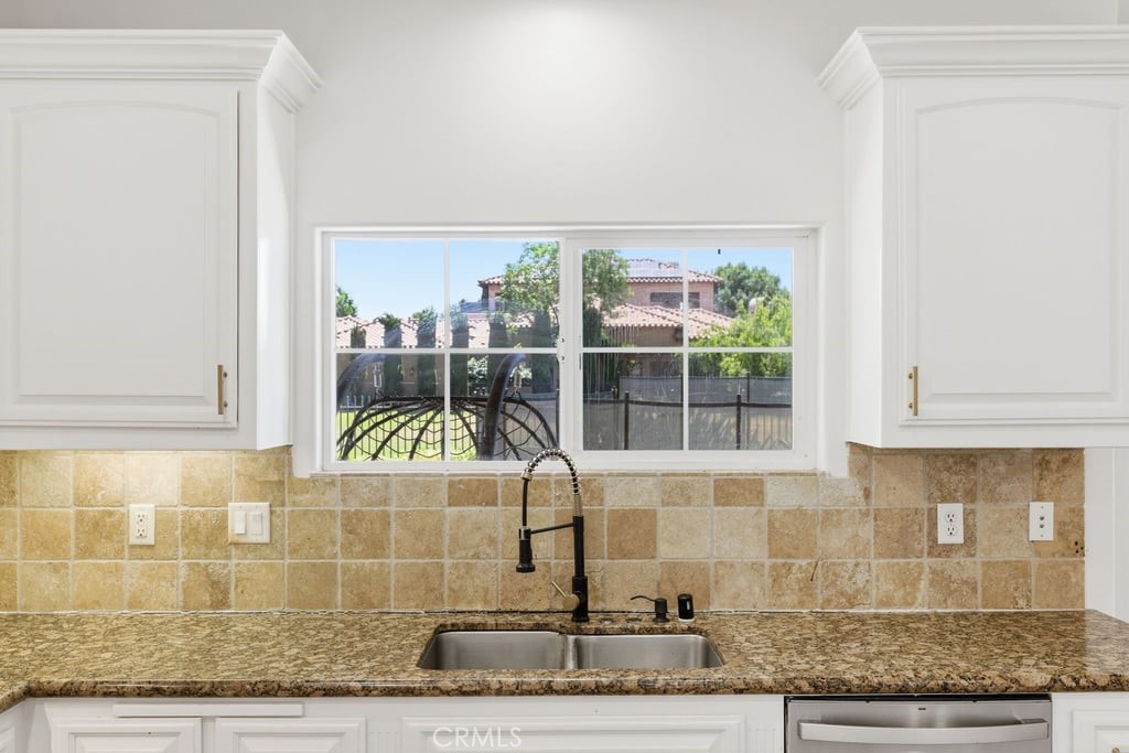 2510 Edingal Property Photo 25