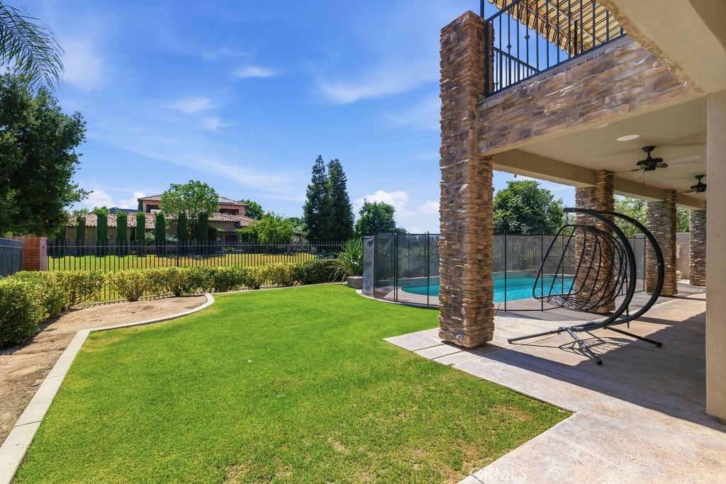 2510 Edingal Property Photo 68