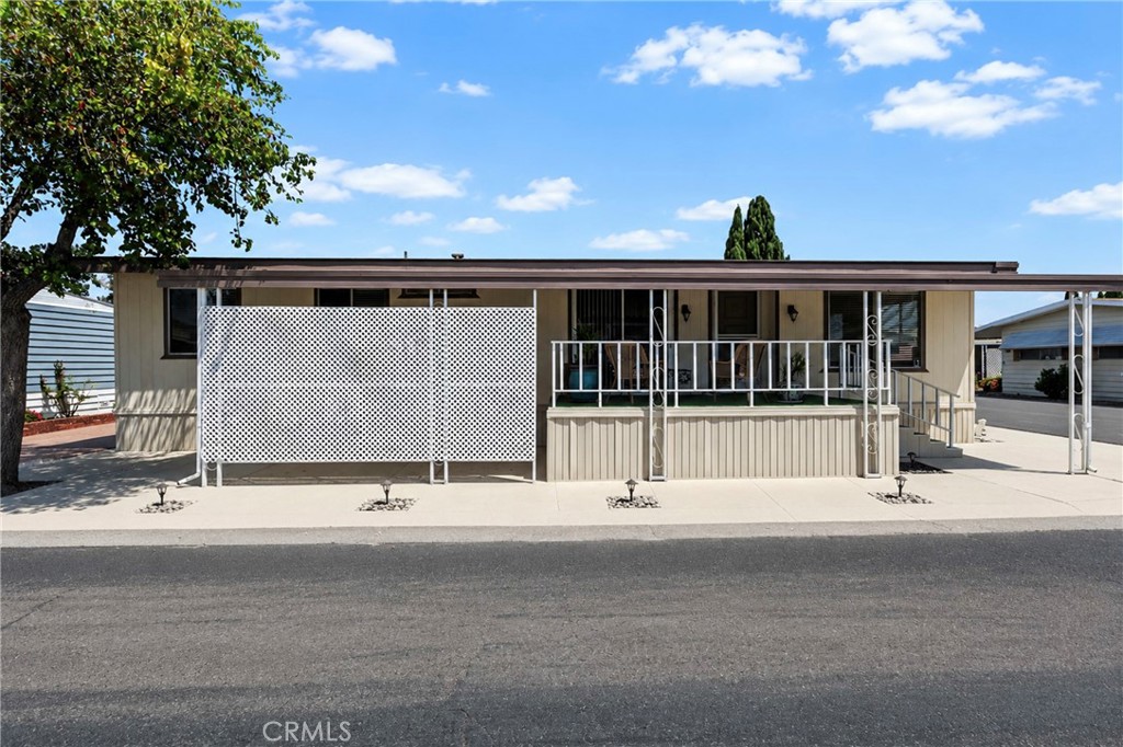 1121 Via Contento Property Photo 27