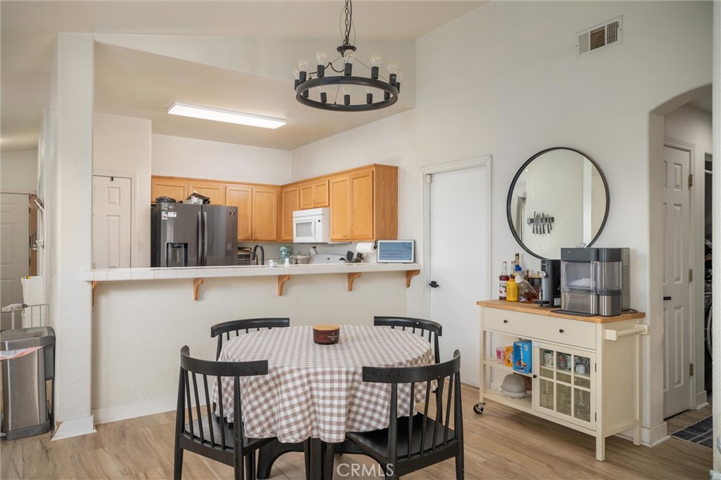 2208 Pullman Avenue Property Photo 6
