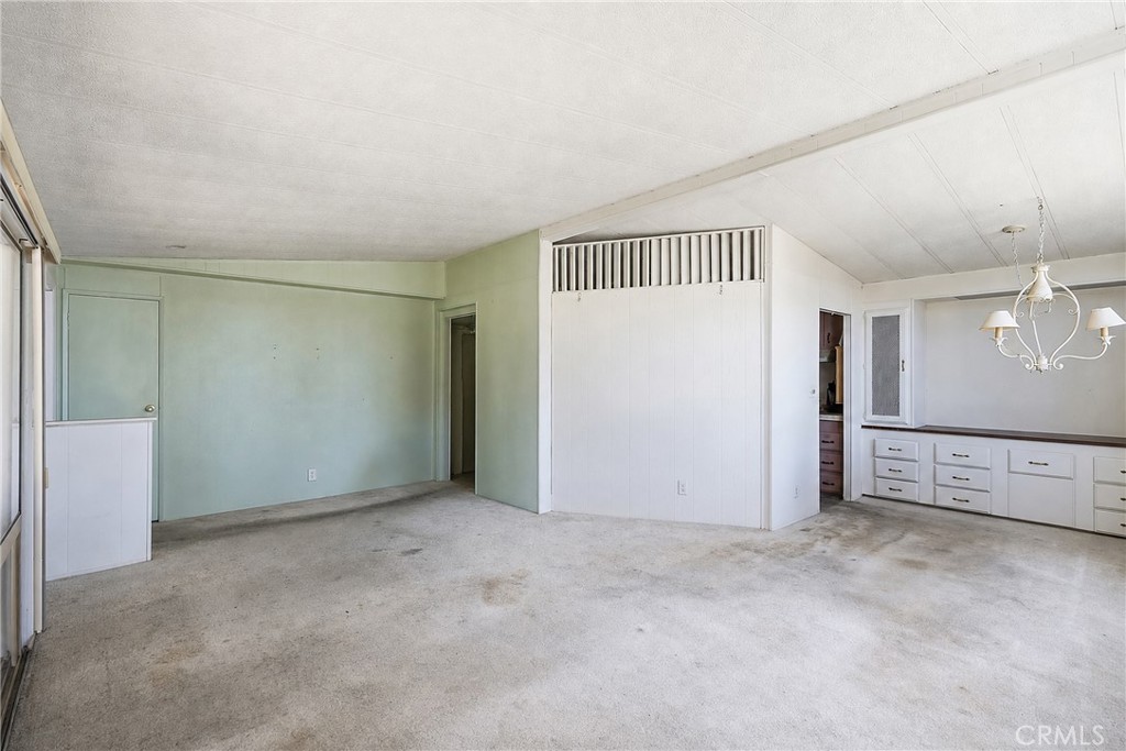 20 Via Santa Barbara Property Photo 5