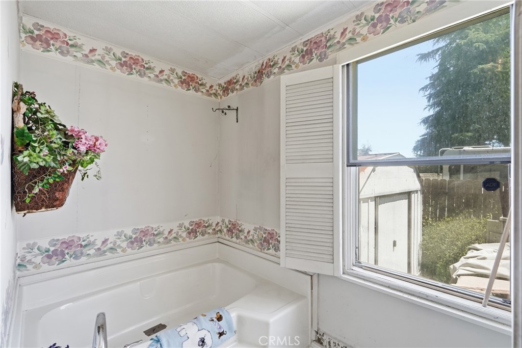 20 Via Santa Barbara Property Photo 18