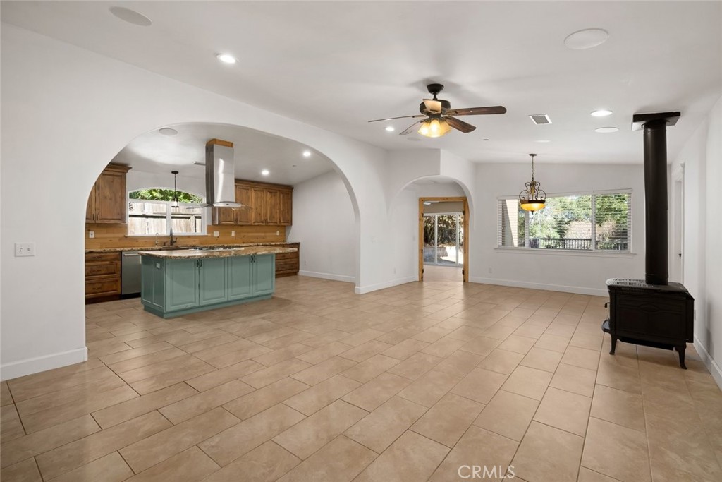 726 Gough Avenue Property Photo 4