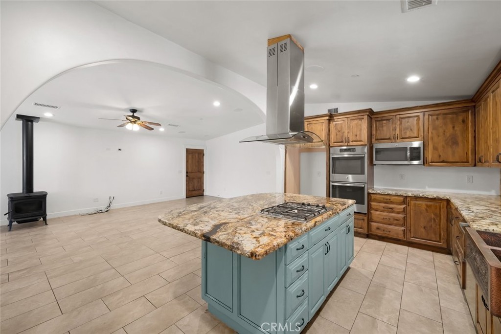 726 Gough Avenue Property Photo 7