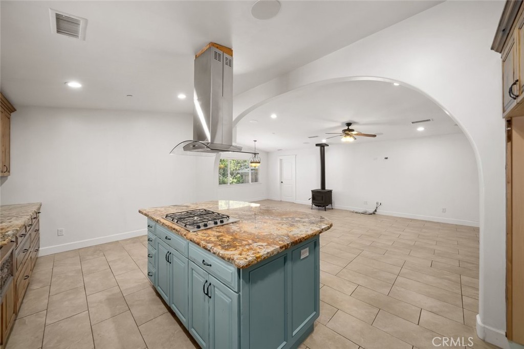 726 Gough Avenue Property Photo 8