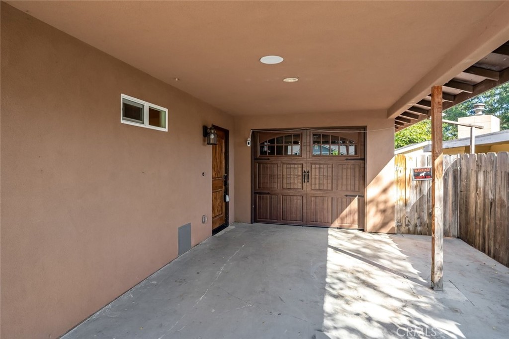 726 Gough Avenue Property Photo 9
