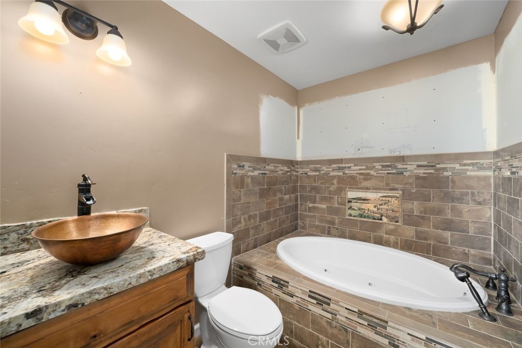 726 Gough Avenue Property Photo 13