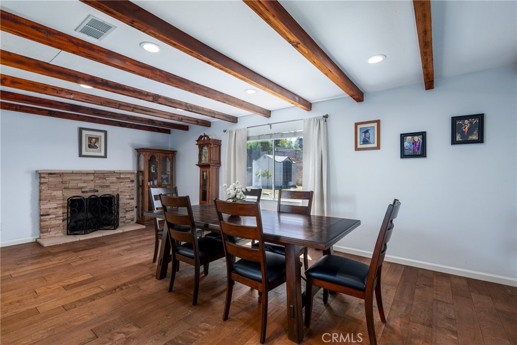 4976 Pleasant Property Photo 9