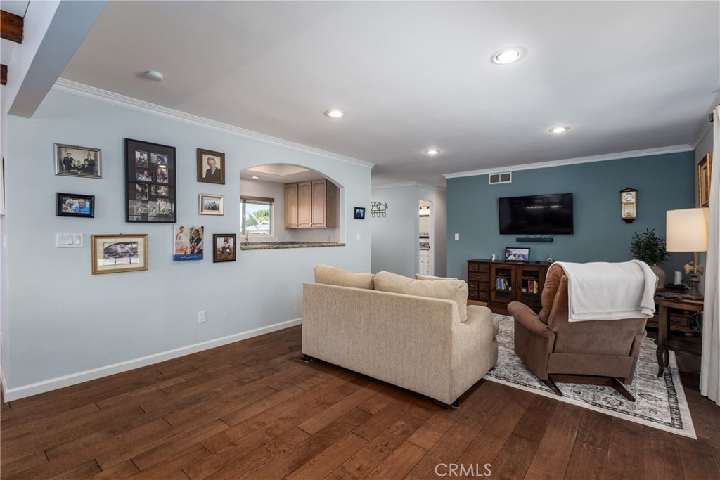 4976 Pleasant Property Photo 12