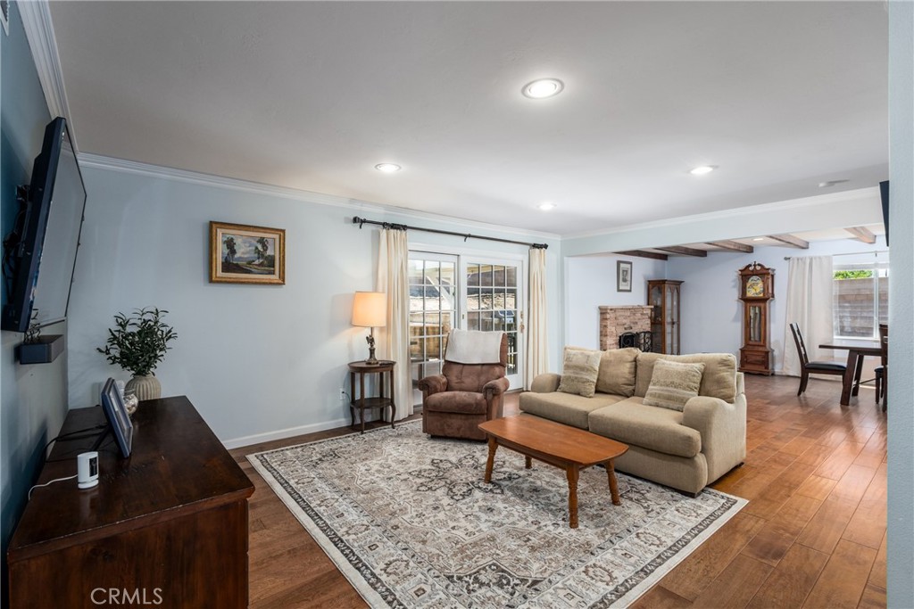 4976 Pleasant Property Photo 13