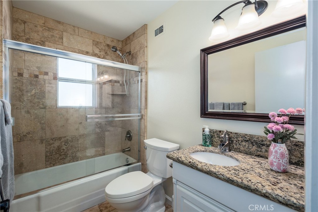 4976 Pleasant Property Photo 16